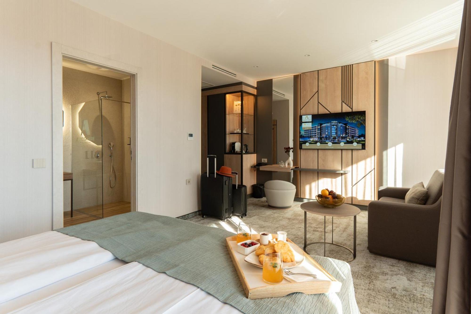 Atmosphere Balneo Hotel & Spa Павел-Баня Экстерьер фото